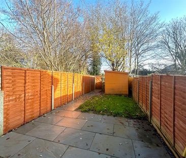 3 bedroom terraced house to rent - Photo 5