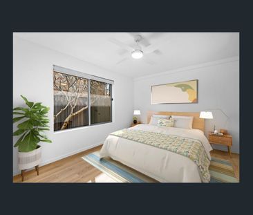 RENOVATED UNIT IN SOUGHT AFTER SURBURB - Photo 4