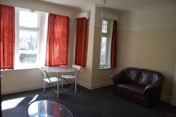 2 bedroom house to rent - Photo 1