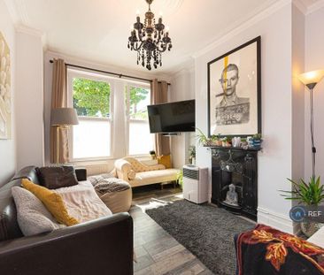 3 bedroom terraced house to rent - Photo 3