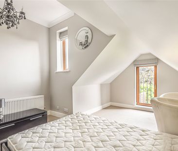 2 bedroom semi-detached house to rent - Photo 3