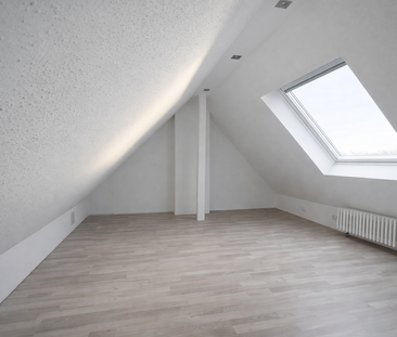 Helle ca. 100 m² große 3-Zimmer-Maisonettewohnung mit Einbauküche u... - Photo 6