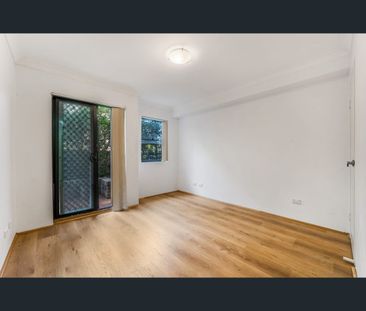 8/12 Murray Street, Northmead, NSW 2152 - Photo 3