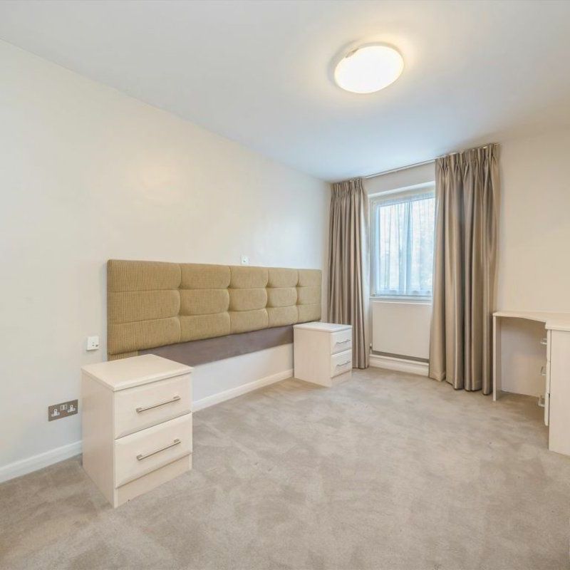 Green Vale, Ealing, W5 - Photo 1