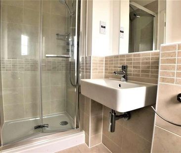 Grainger House, Findlay Mews, Marlow, Buckinghamshire, SL7 - Photo 6
