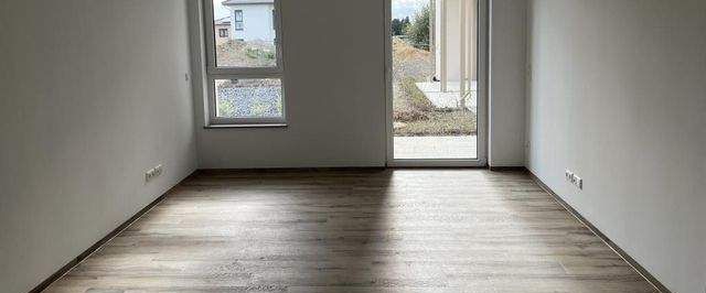 Wohlfühlwohnung mit Terrasse und moderner Ausstattung im Erstbezug! Rollstuhlgerecht! - Photo 1