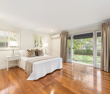 Idyllic Executive Residence in Heart of Pymble with Tennis Court an... - Photo 4