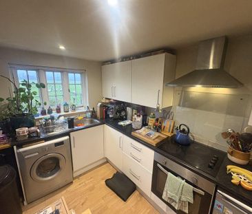 1 bedroom property to rent - Photo 2