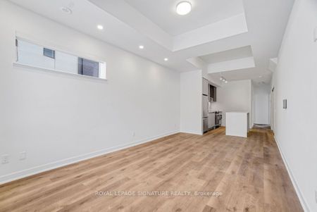 For Lease - 3025 Trailside Drive Unit# 147, Oakville, Ontario - Photo 4