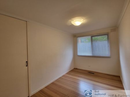 17 Westminster Avenue, Dandenong North - Photo 3