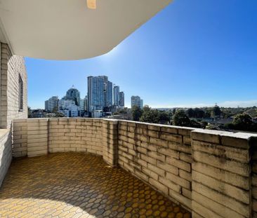 Light & Bright Apartment in Convenient Location &ast;&ast; Availabl... - Photo 1