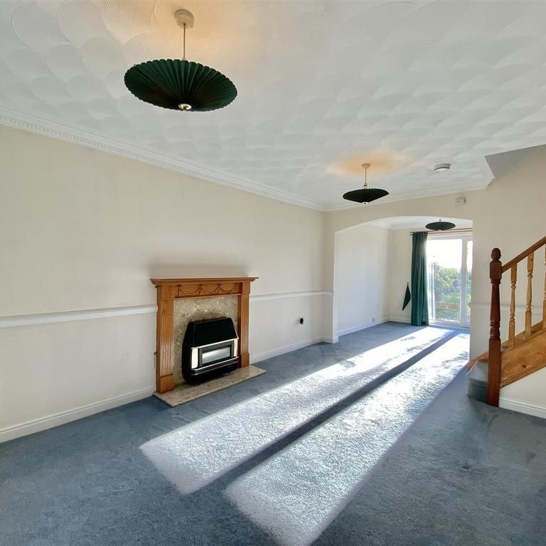 3 bedroom detached house to rent - Photo 1