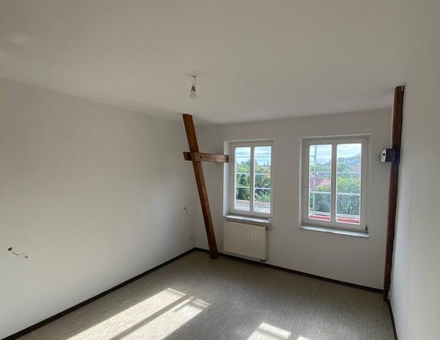 charmante 2 Zimmer im wunderschönen Dachgeschoss ab 15.08.2024 / Zeitz - Foto 1