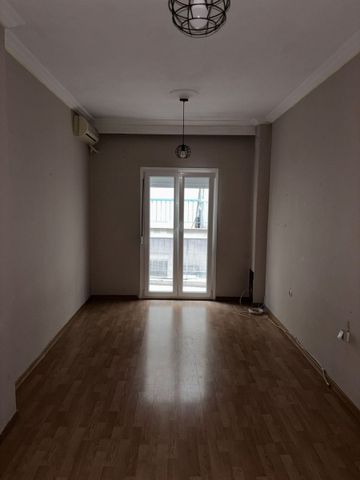 Studio/Γκαρσονιέρα για ενοικίαση Ευζώνων - Πεδίον Άρεως (Φάληρο - Ιπποκράτειο) - Photo 3