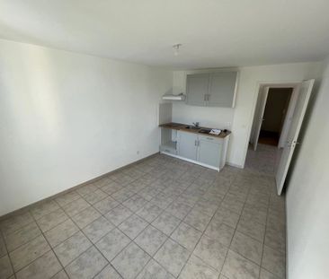 Location Appartement 2 pièces 49 m2 à Lodève - Photo 5
