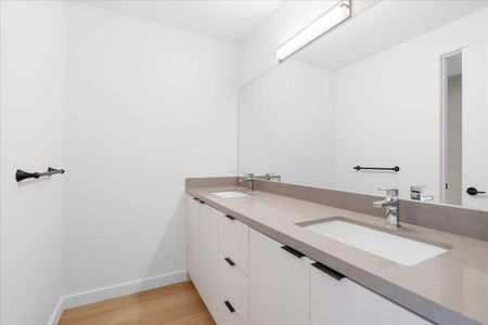 For Lease - 10 Summit Avenue Unit# 3, Toronto, Ontario - Photo 4