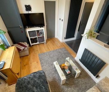 Beautiful First Floor One Bedroom Flat to Let in Withington/Disbury - Photo 2
