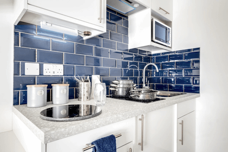 Bronze Plus Studio - Photo 3