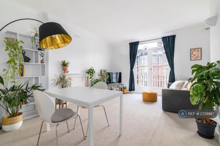 1 bedroom flat to rent - Photo 3