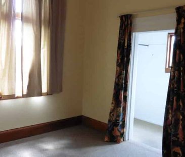 HOSPITAL HILL - 2 BEDROOMS - Photo 2