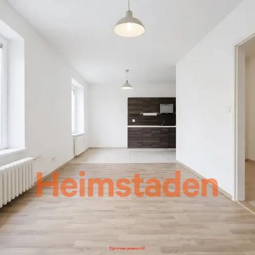 Pronájem bytu 2+kk 40 m - Fotografie 1