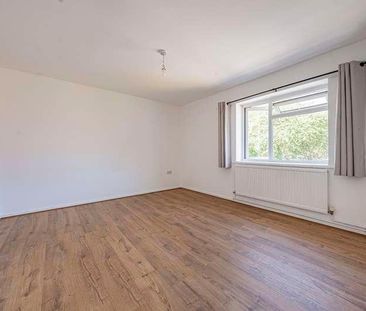 Pinn Close, Uxbridge, UB8 - Photo 2