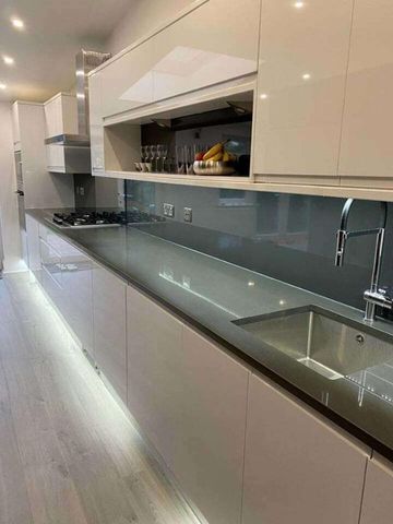 Burnt Ash Lane, Bromley, BR1 - Photo 2