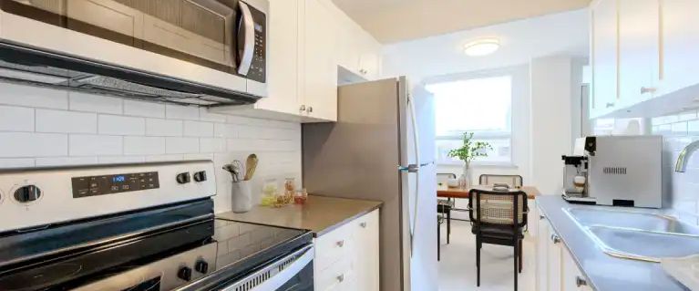 440 Eglinton | 440 Eglinton Avenue East, Toronto - Photo 1