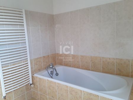 Location Maison 6 pièces 123m² - Photo 4