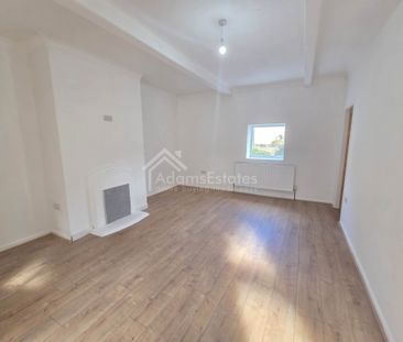 Price £800 pcm - Available Now - Unfurnished - Photo 5