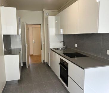 Appartement traversant de 4.5 pièces situé au 3ème étage. - Photo 6