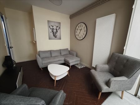 Location Appartement 1 pièce 11m² - Photo 2