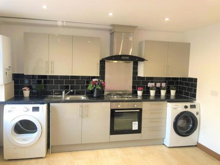 Studio to rent - Photo 4