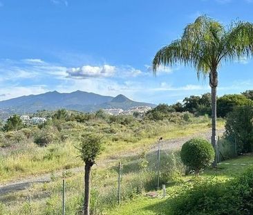 Luxury Apartment for rent in Estepona, Spain - Photo 2