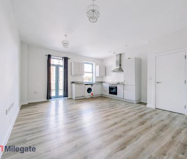 2 bedroom flat to rent - Photo 3