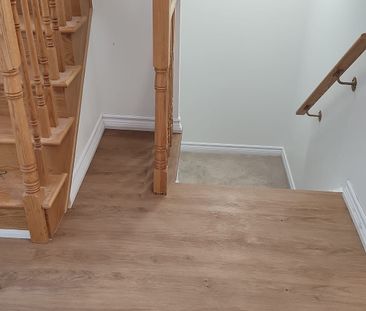 For Lease - 7 Village Gate Drive, Wasaga Beach, Ontario - Photo 3