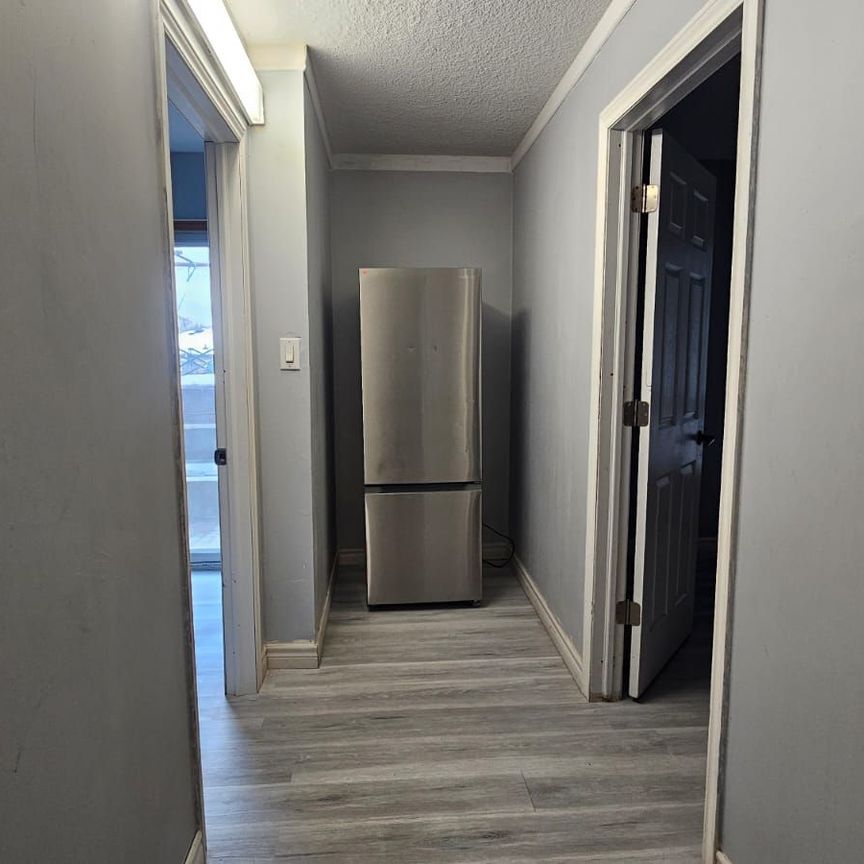 For Lease - 110 Wexford Boulevard Unit# B, Toronto, Ontario - Photo 1