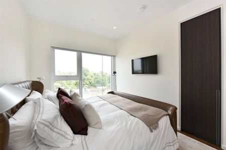 3 bedroom flat to rent - Photo 5