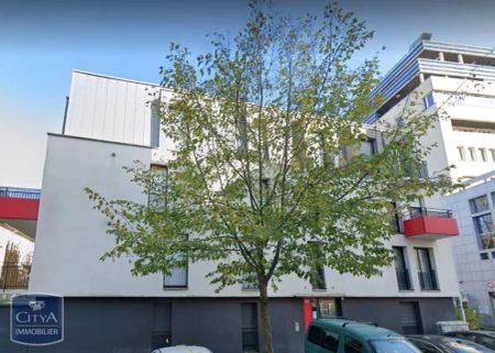 Appartement à louer 4 pièces 82.96m² - Photo 2