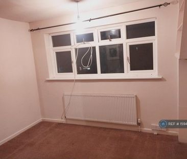 3 bedroom detached house to rent - Photo 6