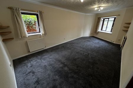 The Beeches, Queens Road, Clarendon Park, Leicester, LE2 - Photo 2
