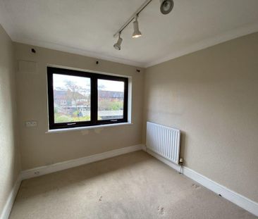 4 bedroom detached house to rent - Photo 4