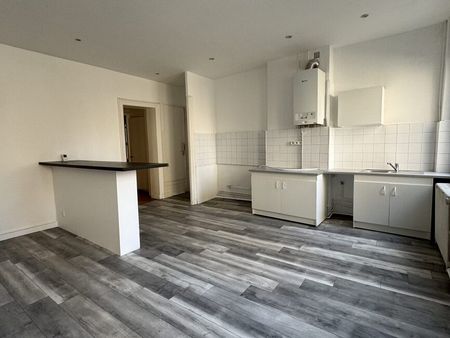 Appartement - 3 pièces - 74,17 m² - Saint-Étienne - Photo 4