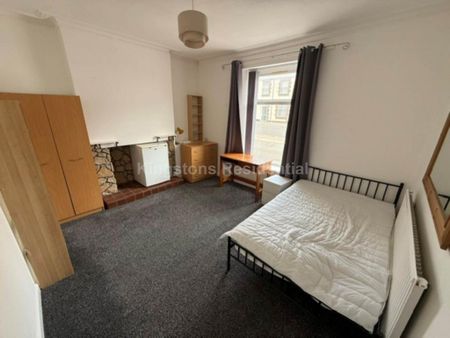 6 bedroom terraced house to rent - Photo 5