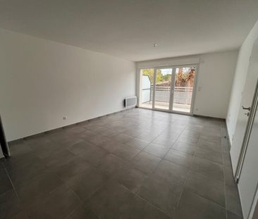 Location Appartement 2 pièces 45m² ST JORY 31790 - Photo 2