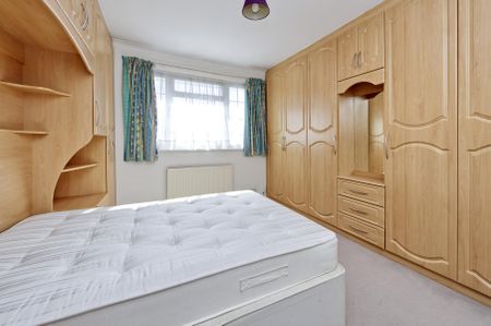Pyecombe Corner, London, N12 - Photo 5
