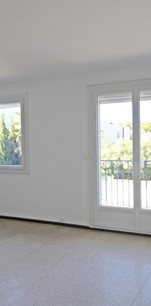 Joli appartement T2 avec terrasse - Photo 1