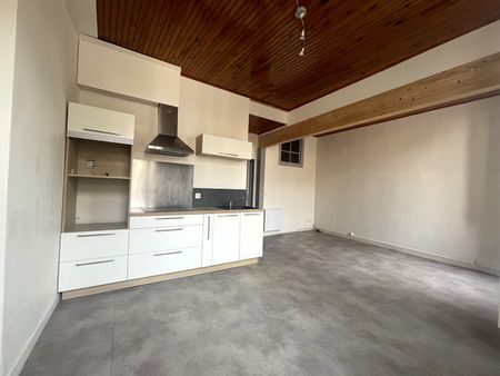 Location Appartement 3 pièces 65m² - Photo 3