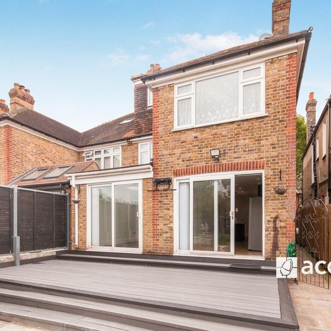 7 bedroom semi-detached house to rent - Photo 1