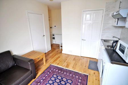 1 bedroom flat to rent - Photo 4